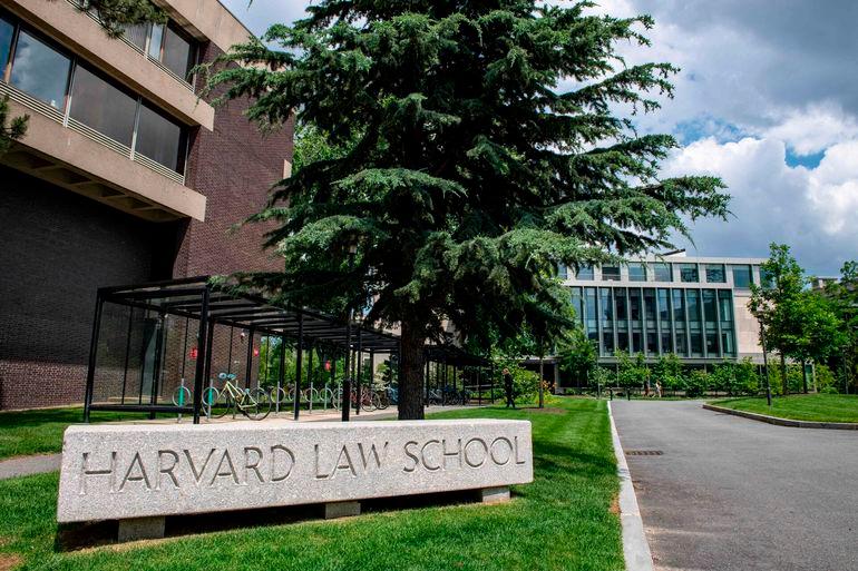 Ledere fra over 100 amerikanske universiteter går imod Trump