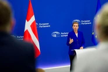 Mette Frederiksen håber at EU og USA undgår toldkrig