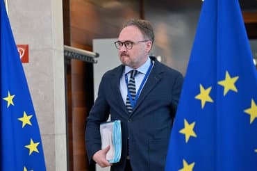 EU-Kommissionen vil femdoble investeringer i energiinfrastruktur