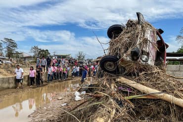 Overlevende efter filippinsk tyfon sagsøger britisk oliegigant