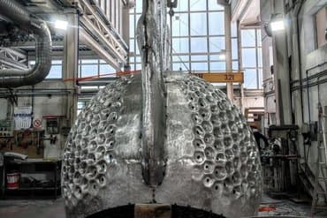 Lysende vartegn skal hylde havets helte