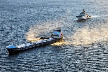 Finland frigiver fragtskib mistænkt for sabotage på kabel