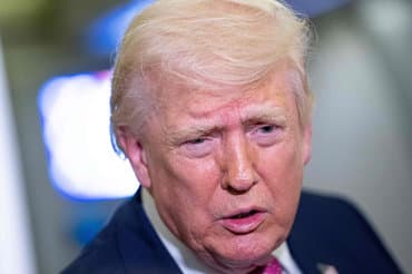 Trump opfordrer lande til selv at hente olie fra Hormuzstrædet