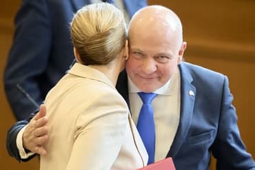 Søren Gade bliver midlertidig formand for Folketinget