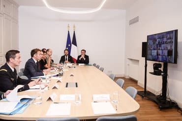 Mette Frederiksen deltager i topmøde om plan for åbent Hormuzstræde