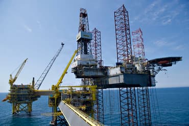 Sikkerheds-efterslæb: Tilsyn truer TotalEnergis med politi og inddraget tilladelse