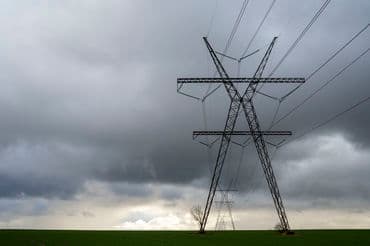 Energinet strammer krav for at få nye elprojekter hurtigere på nettet