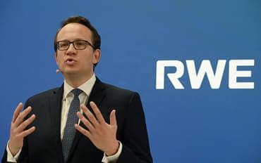 RWE køber majoritet i tysk elnetsoperatør for 3,6 mia. euro