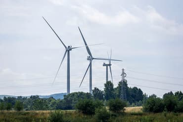 Krigsramte Ukraine opstiller flere landvindmøller end Danmark