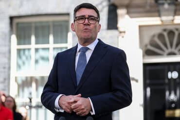 Ny premierminister sænker skatten på briternes elregning