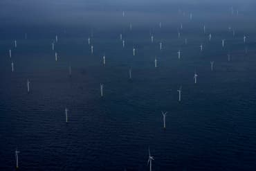 Vattenfall advarer: Havvindmøllepark kan holde 15 år endnu – men nye regler kan lukke den næste år